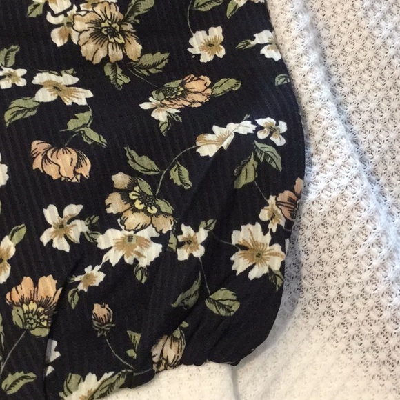 Mystree Top - Picture 6 of 6